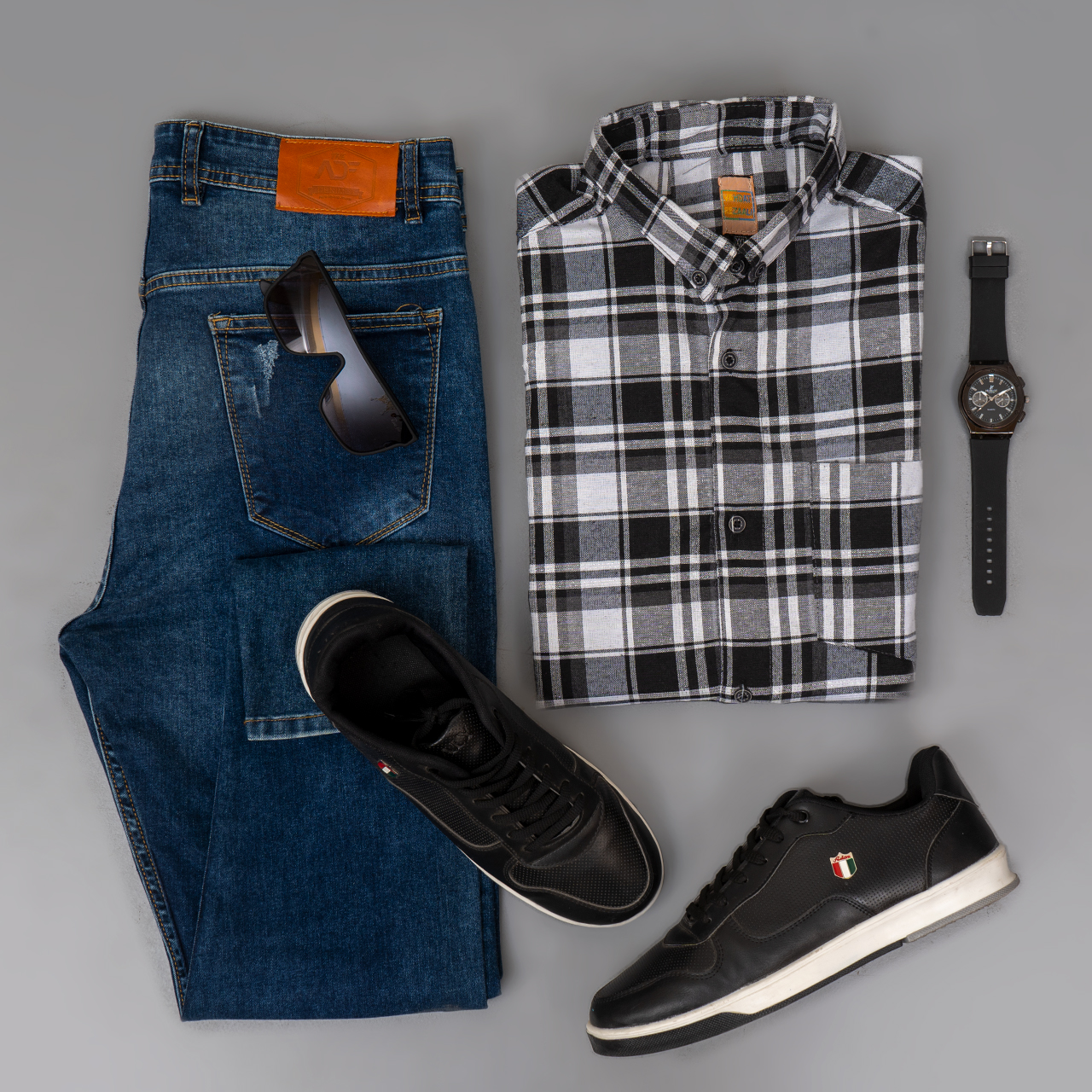 پیراهن مردانه چهارخونه مشکی سفید مدل Siamak